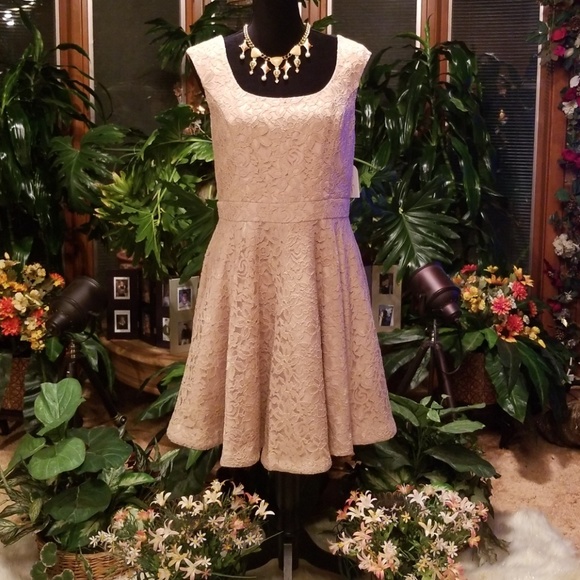 Jessica Simpson Dresses & Skirts - 🎉Jessica Simpson🎉Host Pick🎉Casual Cool Party